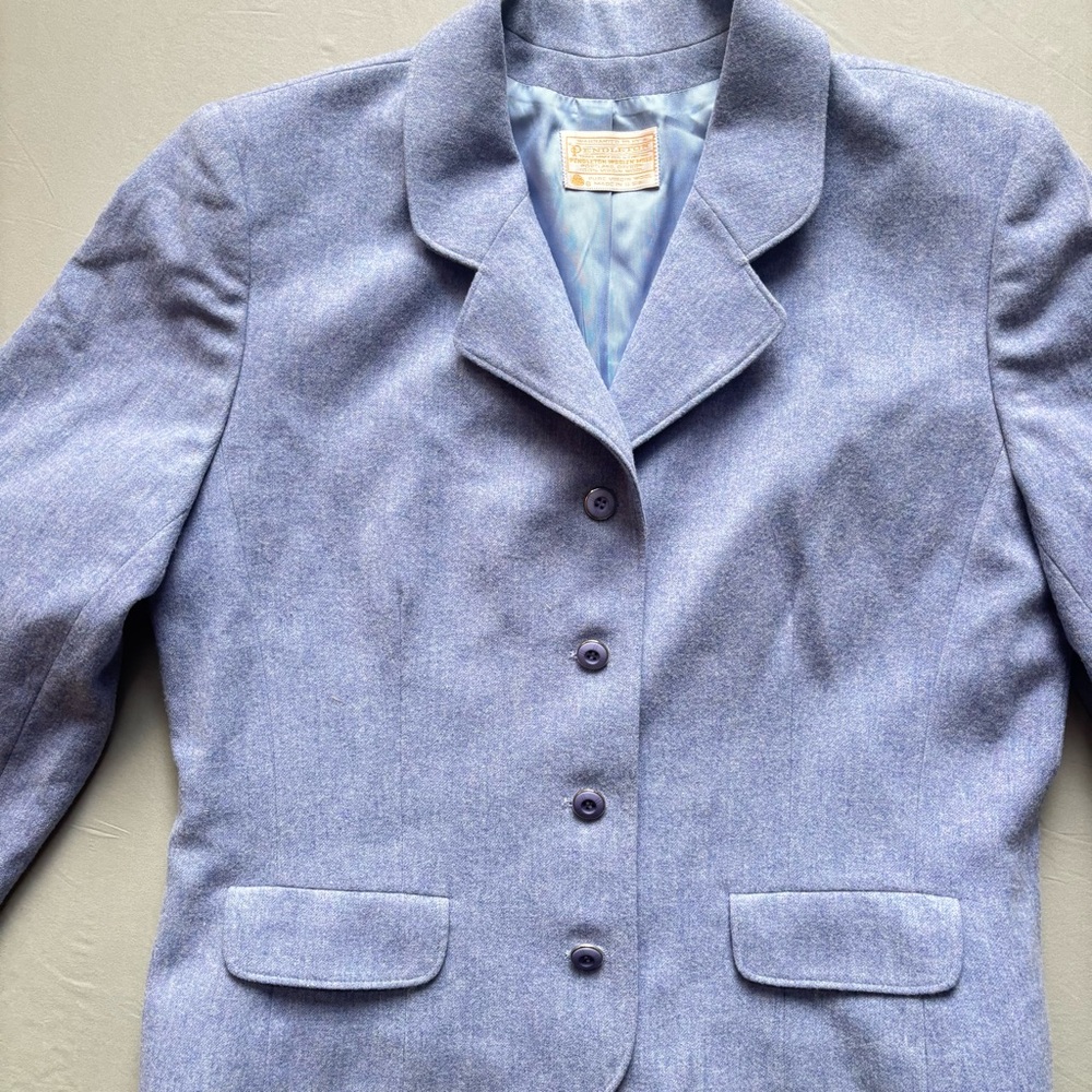 Vintage Pendleton 100% virgin wool Women's soft Blue Blazer size S Old Money